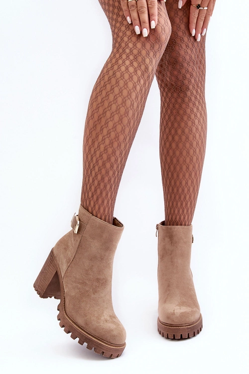 Zamszowe Damskie Botki Na Słupku Z Ozdobą Beżowe Menoria