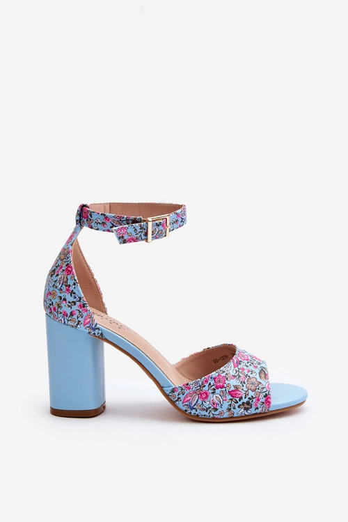 Sandały Na Słupku W Kwiaty Niebieskie Vitamella