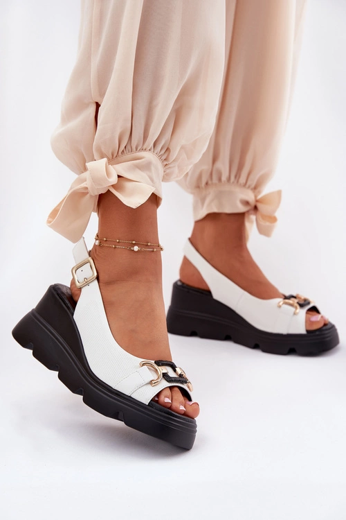 Skórzane Sandały Damskie Na Koturnie I Platformie Z Ozdobą Artiker 56C1588 Białe