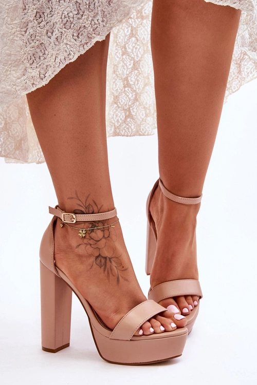 Skórzane Sandały Na Wysokim Słupku I Platformie Nude Sky Dream