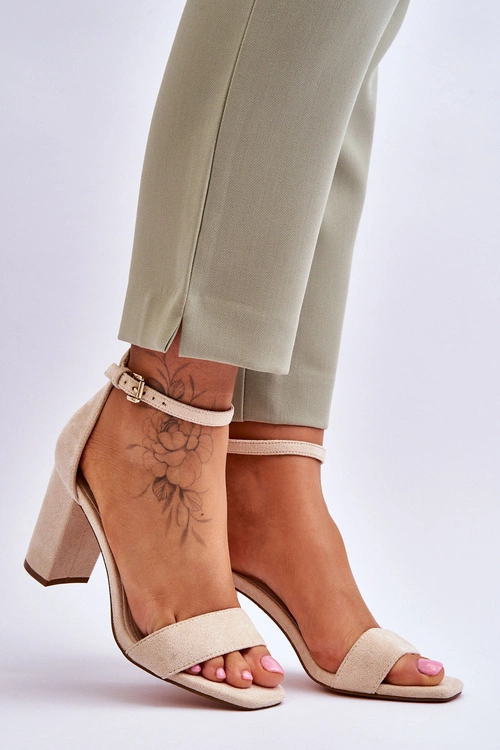 Damskie Klasyczne Zamszowe Sandały Beżowe Passo