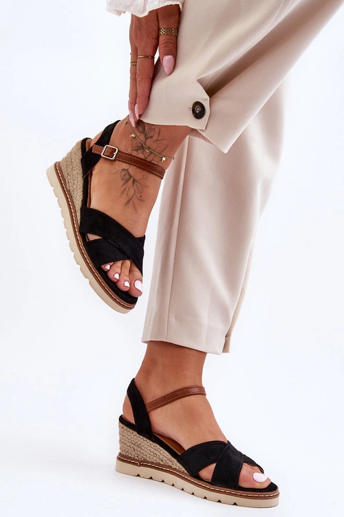 Lekkie Zamszowe Sandały Na Koturnie Czarne Celine