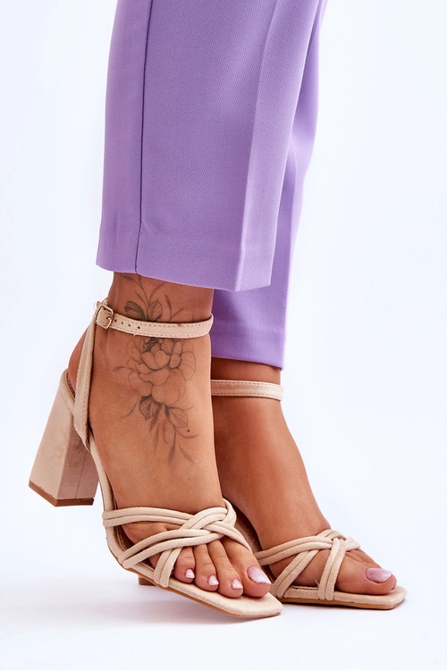 Klasyczne Zamszowe Sandały Na Słupku Beżowe Bernett