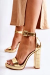 Modne Lakierowane Sandały Na Wysokim Słupku Złote Perfection
