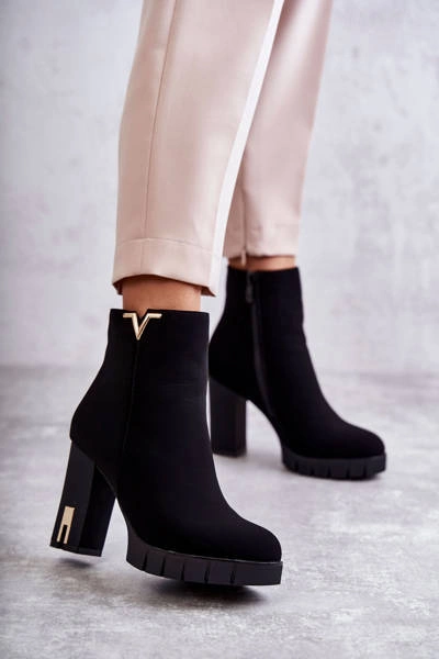 Damskie Botki Na Obcasie Z Ozdobą Czarne Teruko