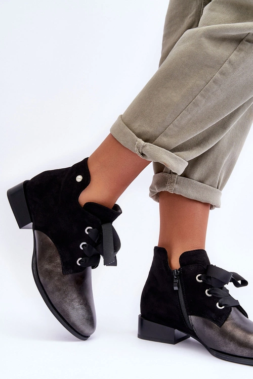 Damskie Półbuty Na Płaskim Obcasie Z Wiązaniem Czarne Meroni - Zamsz