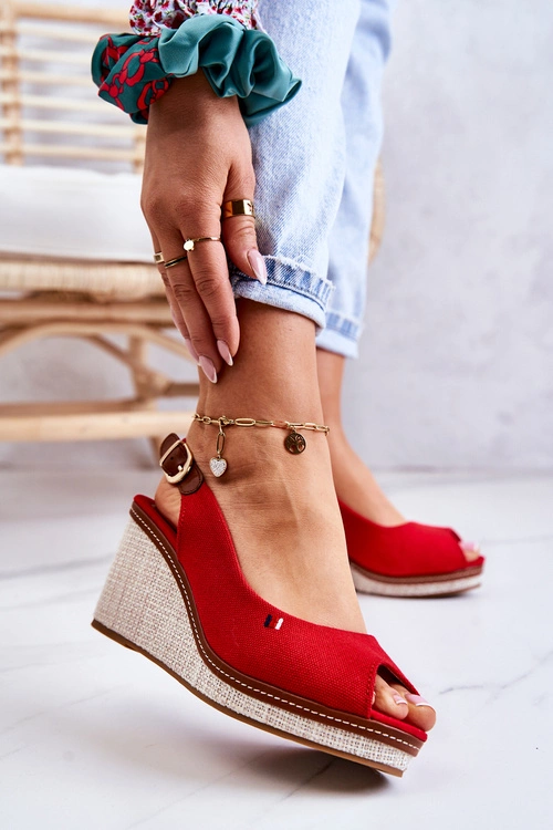 Damskie Wygodne Sandały Na Koturnie Czerwone Thallas