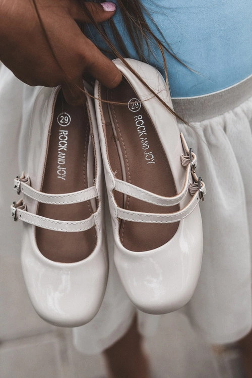 Lakierowane Balerinki Dziecięce Z Paseczkami Beżowe Margenis