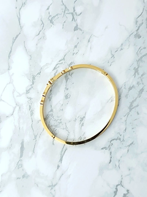 Damska Bransoleta Stalowa Z Czterema Cyrkoniami Złota Avior