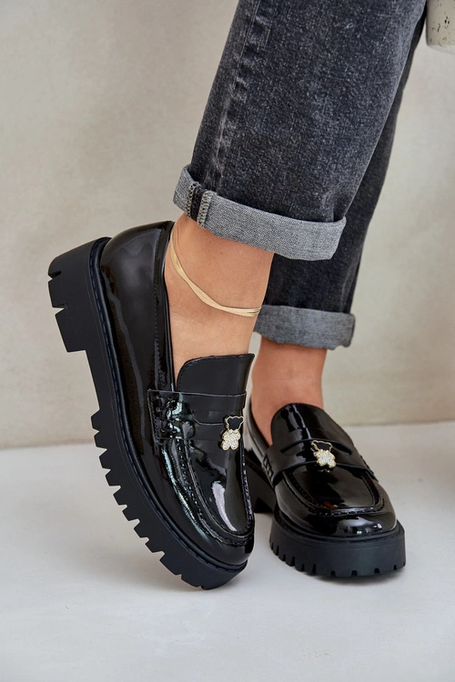 Lakierowane Mokasyny Damskie Z Przypinką Miś Czarne Wulinea