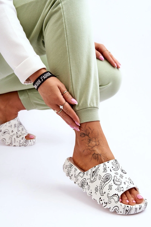 Modne Damskie Klapki Na Masywnej Platformie Białe Lorette