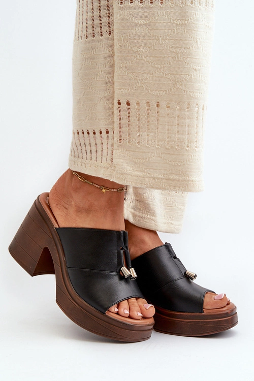 Klapki Damskie Z Eko Skóry Na Platformie I Klocku Czarne Dafira