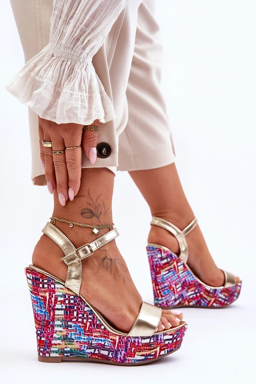 Damskie Sandałki Na Kolorowym Koturnie Złote Malibu