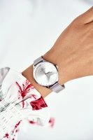 Odcienie szarości i srebra