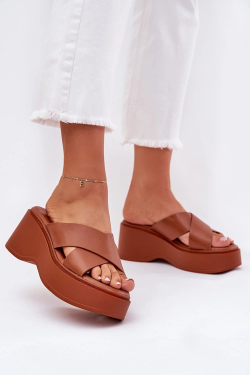 Klapki Damskie Na Platformie I Koturnie Camel Nelithraea