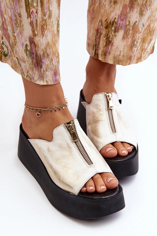 Zazoo 2916 Damskie Klapki Na Masywnej Platformie Z Suwakiem Złote