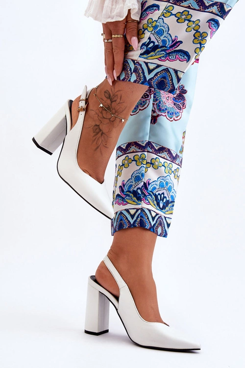 Klasyczne Czółenka W Szpic Na Słupku Białe My Love