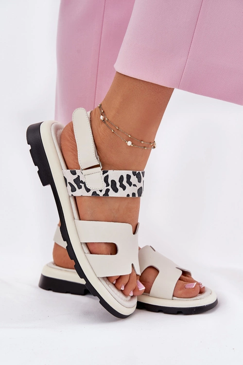 Skórzane Sandały Damskie Na Płaskim Obcasie Panterka Vinceza 66780 Beżowe