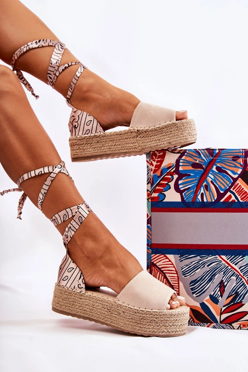 Zamszowe Sandały Na Koturnie Beżowe Livia