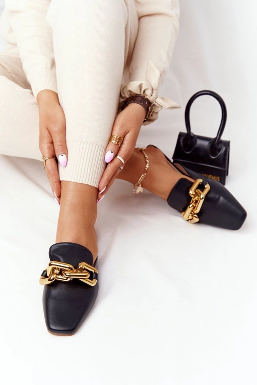 Klapki Z Cholewką I Łańcuchem Czarne Call On Me