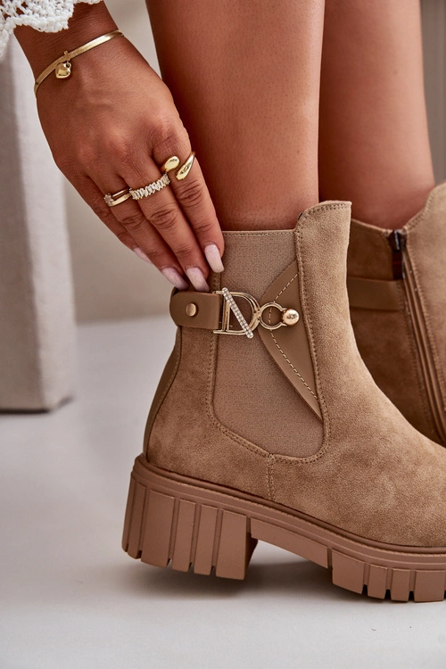 Ocieplane Botki Damskie Ze Złotym Detalem Eko Zamszowe Beżowe Bervena