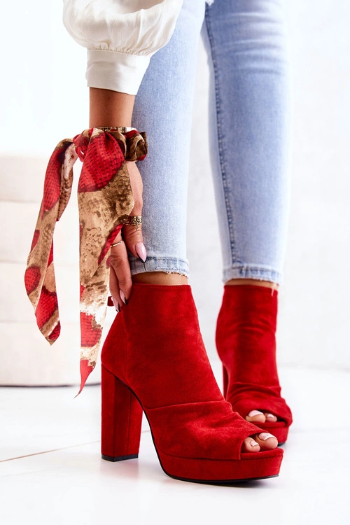 Botki Na Słupku Odkryte Palce Czerwone Adore