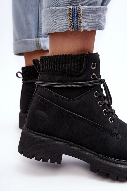 Damskie Ocieplane Trapery Czarne Cross Jeans MM2R4012C