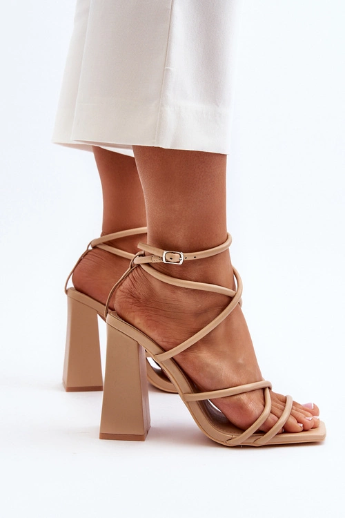 Modne Sandały Na Obcasie Nude Josette