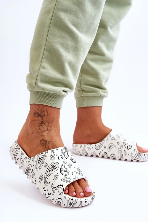 Modne Damskie Klapki Na Masywnej Platformie Białe Lorette