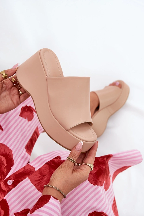 Eko Skórzane Klapki Damskie Na Platformie I Koturnie Beżowe Kisoffi