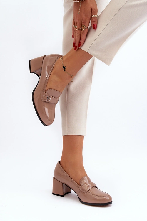 Lakierowane Czółenka Na Obcasie Beżowe Felicijana