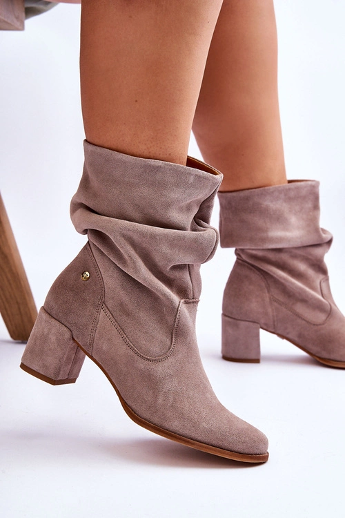 Zamszowe Wsuwane Botki Maciejka 06005-10 Ciemnobeżowe