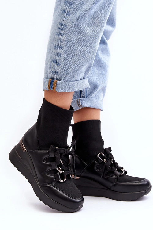 Damskie Botki Na Koturnie Ze Skarpetą Czarne Helladina