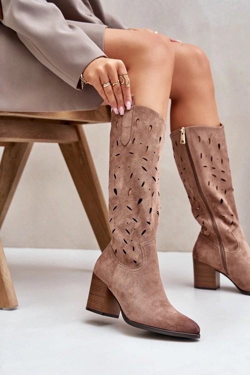 Eko Zamszowe Kozaki Na Słupku Z Ażurowym Wzorem Vinceza 58344 Ciemnobeżowe