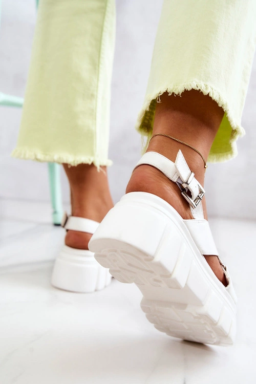 Skórzane Sandałki Na Platformie Białe Betti