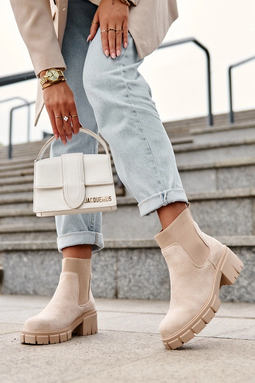 Zamszowe Botki Z Elastyczną Wstawką Beżowe Anyfer