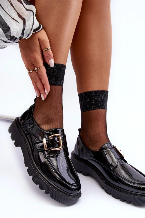 Lakierowane Półbuty Na Płaskim Obcasie Z Klamrą Czarne Meara