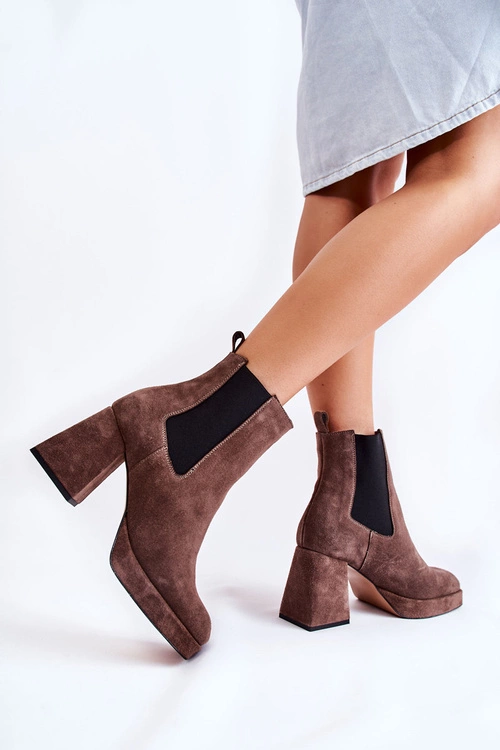 Zamszowe Botki Na Masywnym Obcasie Laura Messi 2519 Brązowe