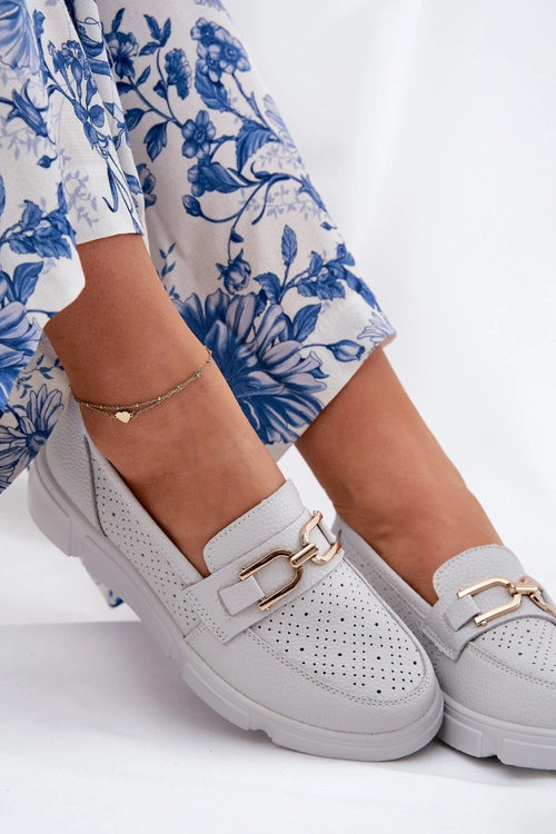 Mokasyny Damskie Skórzane Ze Złotym Detalem Vinceza 88007 Jasnoszare