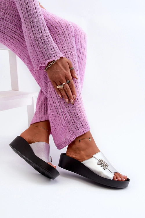 Eleganckie Klapki Damskie Z Ozdobą Skóra Naturalna S.Barski KV27-015 Srebrne