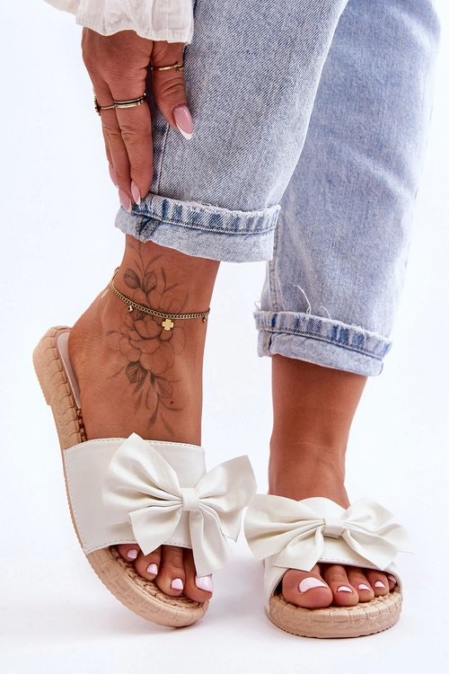 Modne Damskie Klapki Z Kokardą Białe Estera