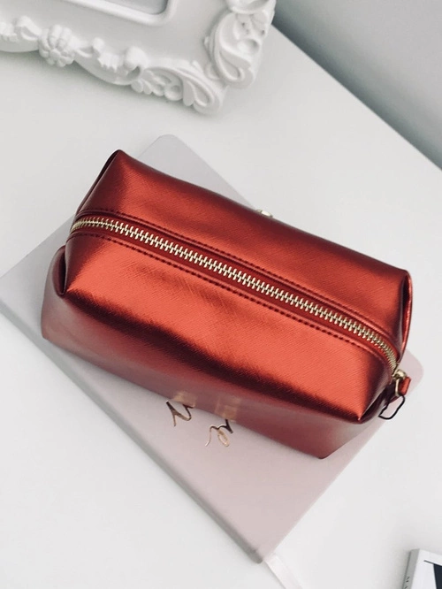 Kosmetyczka Saszetka Monnari Czerwona