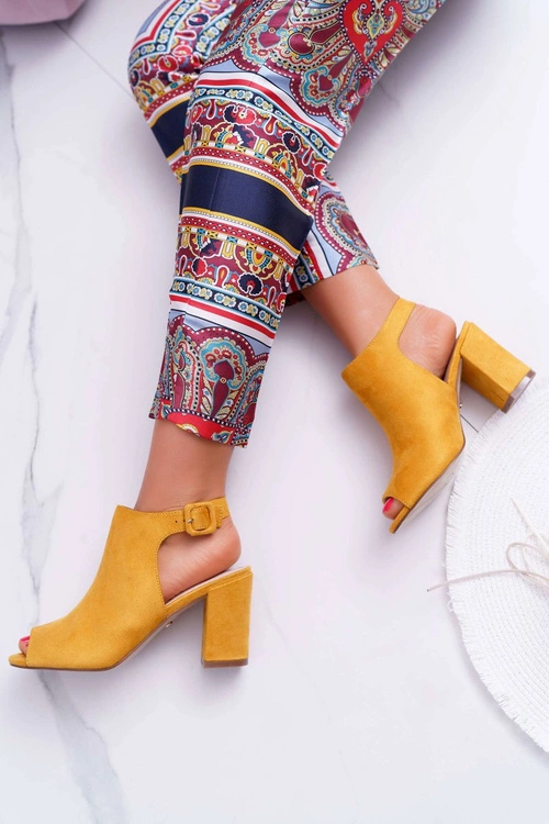 Sandały Damskie Na Słupku Z Cholewką Peep Toe Żółte Esta