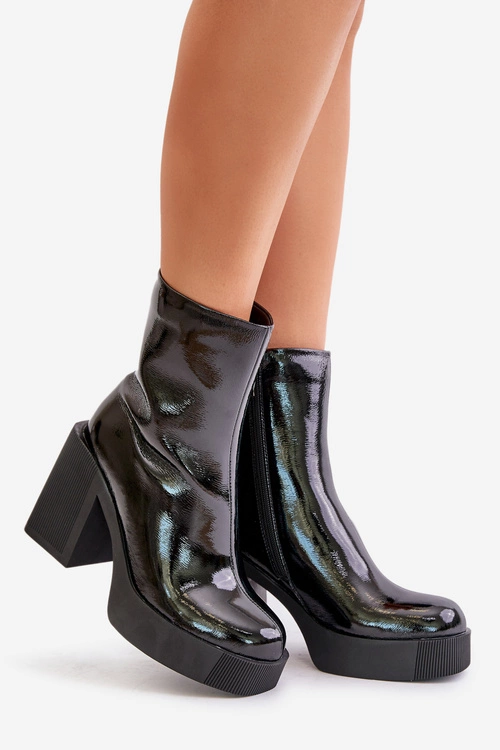 Skórzane Lakierowane Botki Damskie Na Masywnym Słupku Ocieplane D&A CR42-189 Czarne