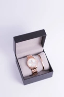 Odcienie żółtego i złota