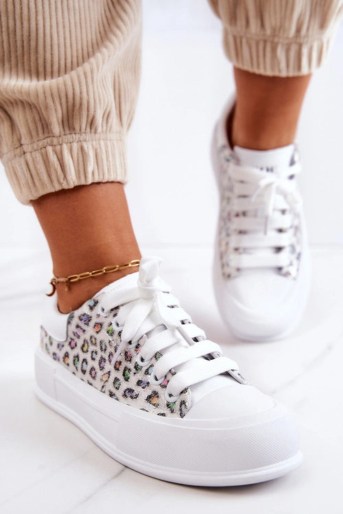 Damskie Trampki Na Platformie GOE JJ2N4075 Białe