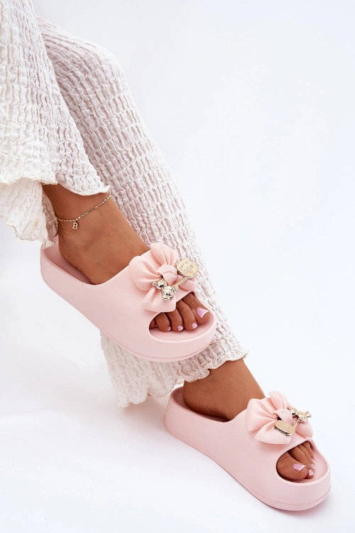 Klapki Damskie Piankowe Na Platformie Z Kokardką I Broszką Różowe Marlize