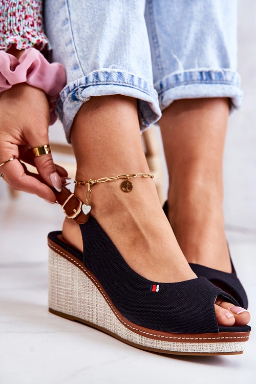 Damskie Wygodne Sandały Na Koturnie Czarne Thallas