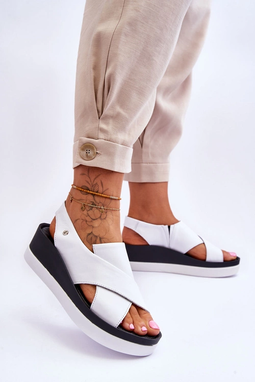 Skórzane Sandały Na Koturnie Białe Morgan