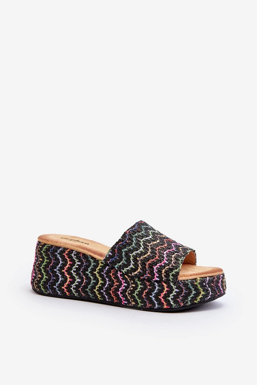 Damskie Klapki Na Koturnie Czarne Vanarila